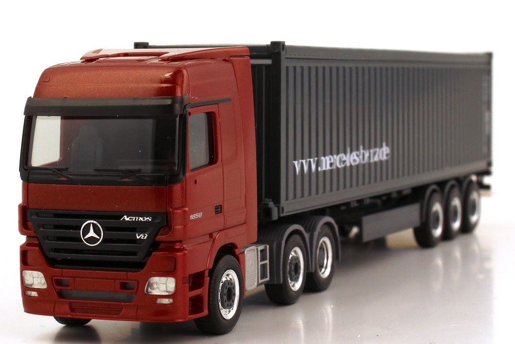 Foto 1:87 Mercedes-Benz Actros Megaspace MP3 40ft. Container-Szg 3/3 www.mercedes-benz.de Werbemodell herpa B66000797