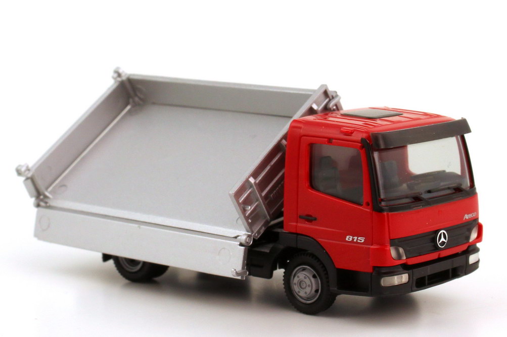 Foto 1:87 Mercedes-Benz Atego 815 Facelift 2004 2a 3-Seitenkipper rot/silber herpa 150804