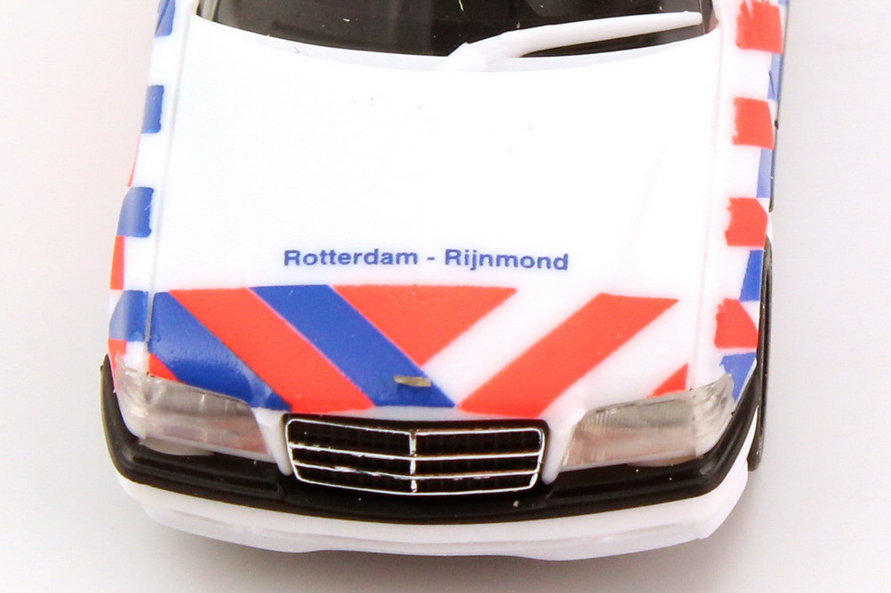 Foto 1:87 Mercedes-Benz C 220 Facelift (W202 MOPF) Politie Rotterdam-Rijnmond (Polizei NL) herpa