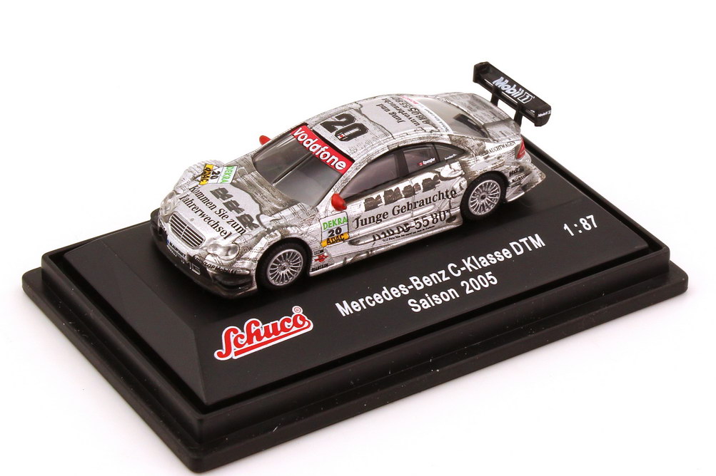 Foto 1:87 Mercedes-Benz C-Klasse (W203) DTM 2005 Persson, Junge Gebrauchte Nr.20, Bruno Spengler Schuco 25038