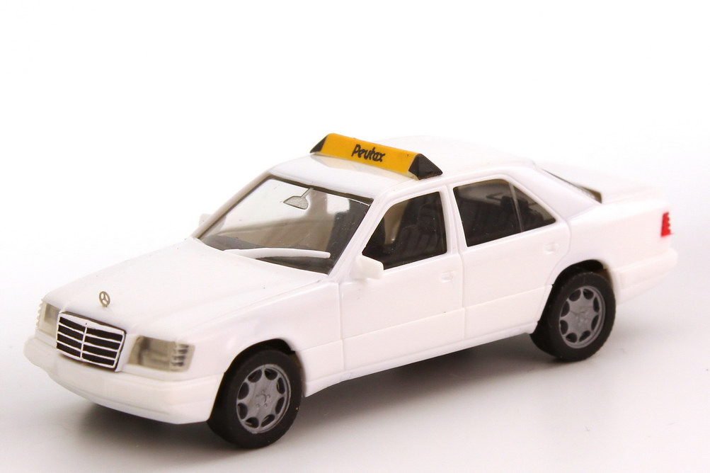Foto 1:87 Mercedes-Benz E-Klasse E 320 (W124 MOPF II) Preutax (Taxi Niederlande) herpa