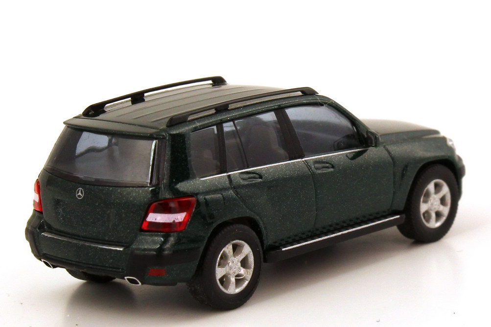 Foto 1:87 Mercedes-Benz GLK-Klasse Nature (X204) periklasgrün-met. CMD-Edition Busch 49757