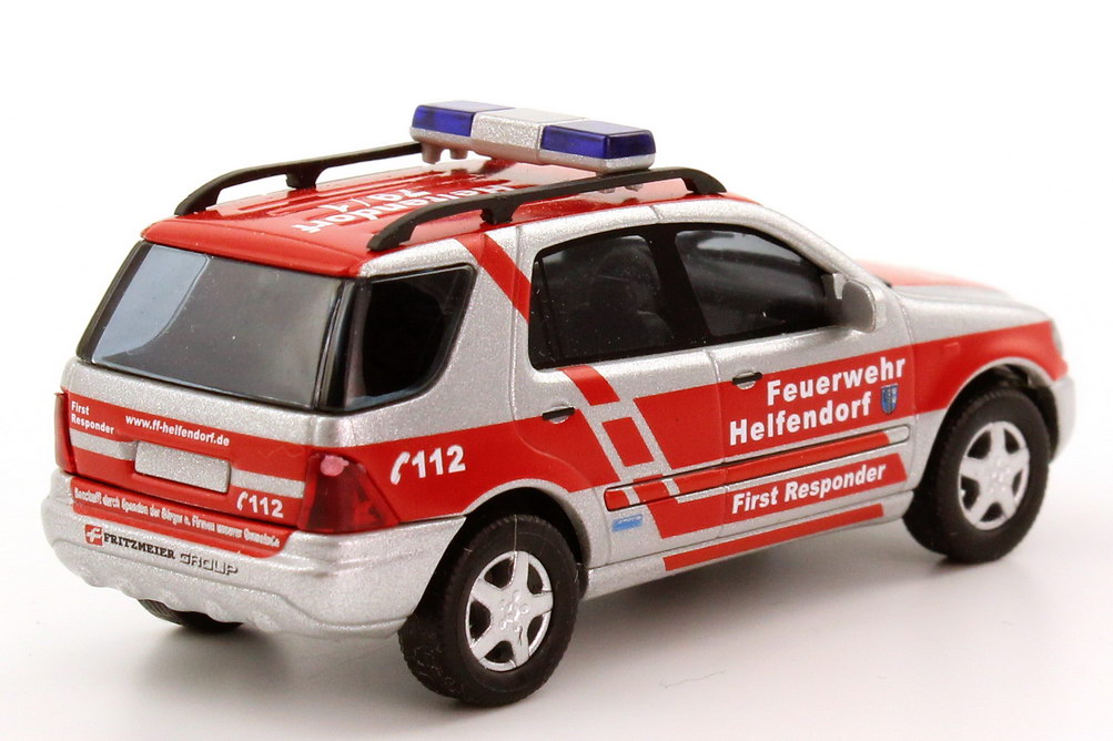 Foto 1:87 Mercedes-Benz M-Klasse Facelift ML 320 (W163 MOPF) Feuerwehr Helfendorf, First Responder Busch 48540