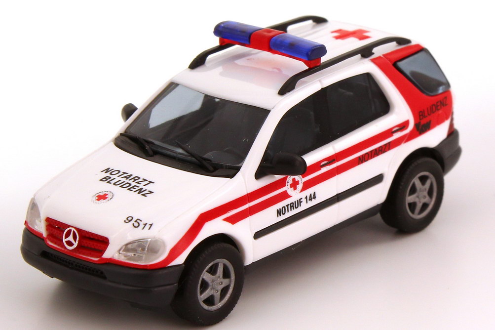 Foto 1:87 Mercedes-Benz M-Klasse ML 320 (W163) NEF Notarzt Bludenz 9511 Busch 48516