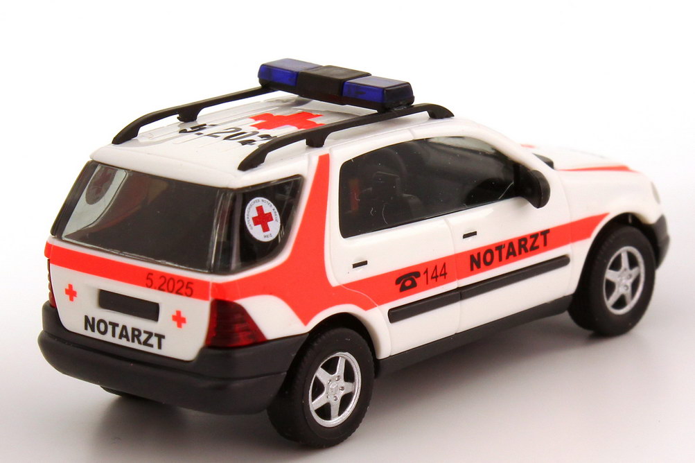 Foto 1:87 Mercedes-Benz M-Klasse ML 320 (W163) NEF Notarzt ÖRK 5.2025 Busch 48509