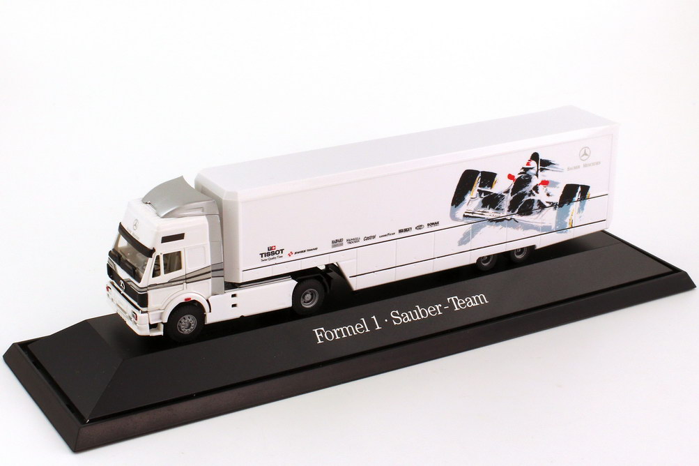 Foto 1:87 Mercedes-Benz SK Eurocab Fv Cv RenntransportSzg 2/2 Formel 1 - Sauber-Team Werbemodell B&S Automodelle B66000029