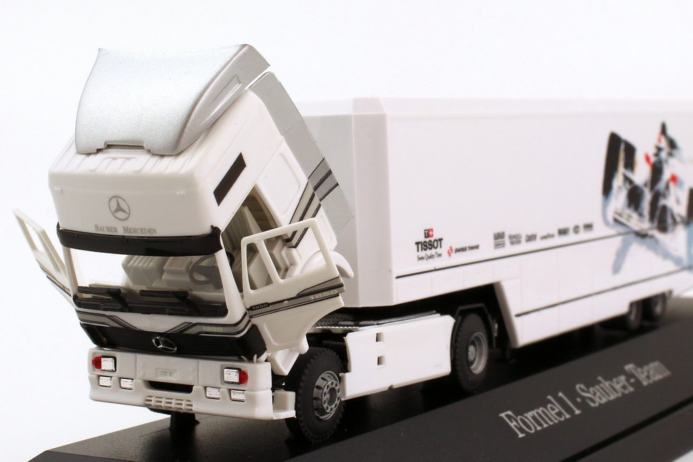 Foto 1:87 Mercedes-Benz SK Eurocab Fv Cv RenntransportSzg 2/2 Formel 1 - Sauber-Team Werbemodell B&S Automodelle B66000029