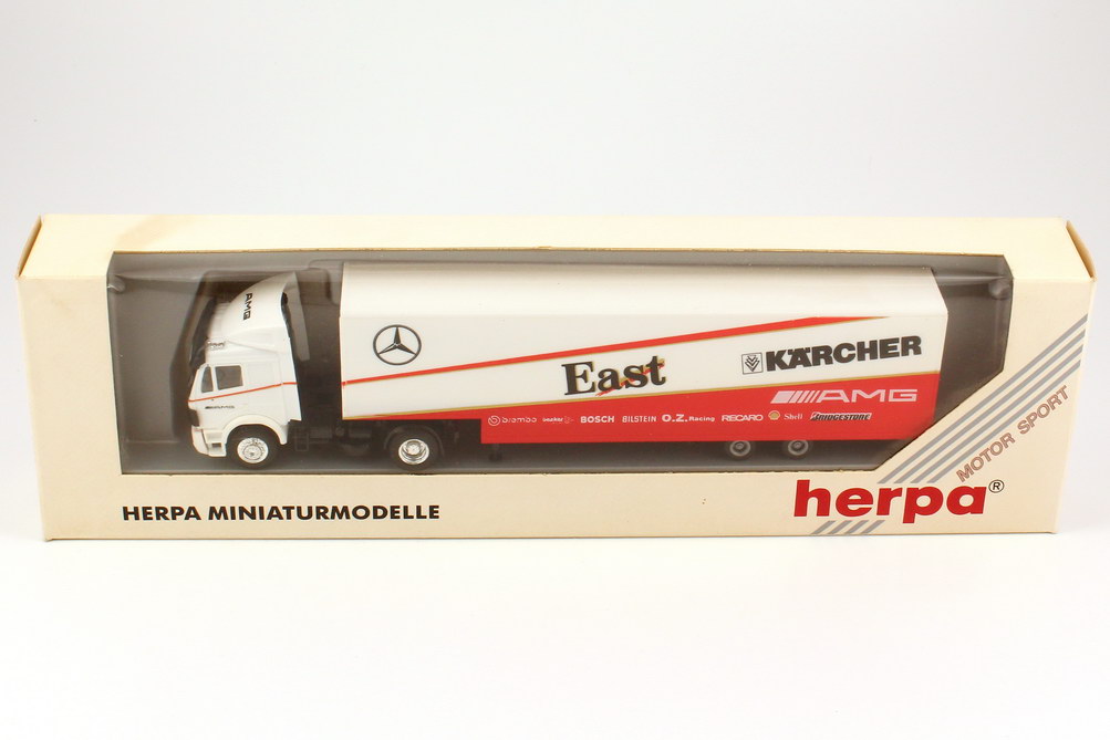 Foto 1:87 Mercedes-Benz SK Fv JuKoSzg 2/2 Renntransporter DTM 1991 AMG-East herpa 867042