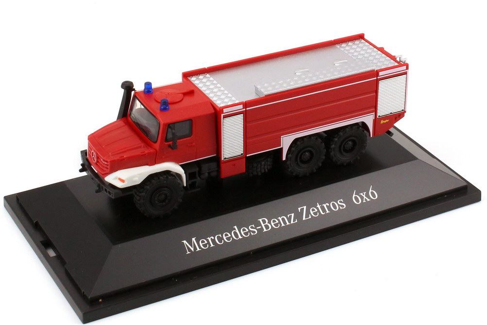 Foto 1:87 Mercedes-Benz Zetros 6x6 Ziegler TLF 30 90-5 Feuerwehr rot weiß - Werbemodell - Cursor B6 600 5260
