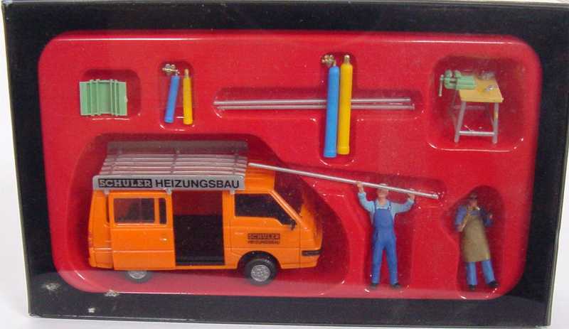 Foto 1:87 Mitsubishi L300 II Bus Schuler Heizungsbau (mit Figuren und Zubehör) Preiser 03205