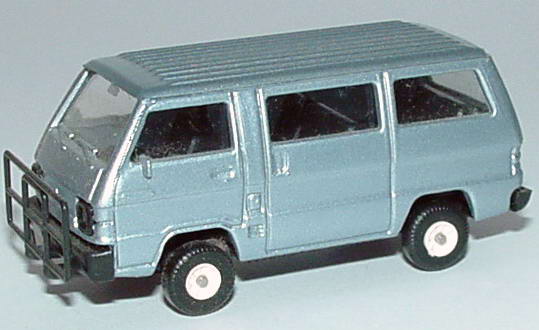 Foto 1:87 Mitsubishi L300 I Bus blausilber mit Rammschutz Rietze