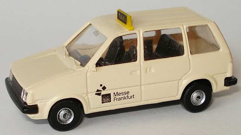 Foto 1:87 Nissan Prairie I Taxi Messe Frankfurt Rietze