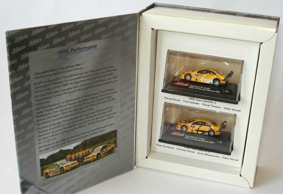 Foto 1:87 OPC Motorsport Setpackung (2x Opel Astra V8 Coupé ADAC 24-Stunden Rennen 2003 (Nr.5 + Nr.6)) Schuco 21757