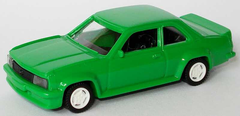 Foto 1:87 Opel Ascona B 400 grün euromodell