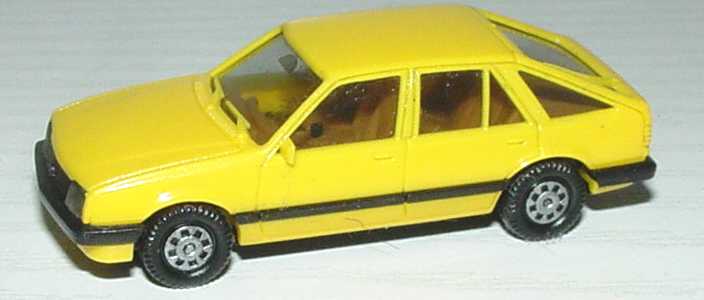 Foto 1:87 Opel Ascona C Fließheck gelb herpa 2032