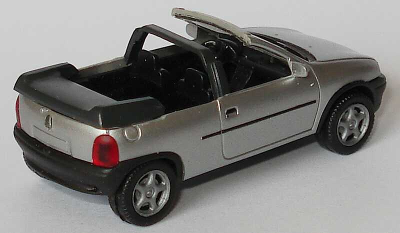 Foto 1:87 Opel Corsa B 2türig Cabrio starsilber-met. (Umbau) herpa 031356