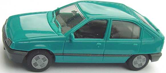 Foto 1:87 Opel Kadett E 4türig türkis herpa 2045