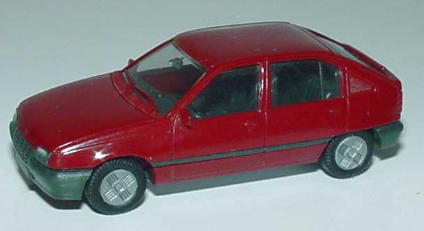 Foto 1:87 Opel Kadett E 4türig weinrot herpa 2045