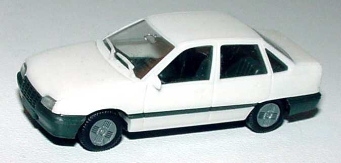 Foto 1:87 Opel Kadett E Stufenheck weiß herpa 2055