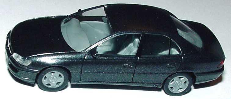 Foto 1:87 Opel Omega MV6 schwarz-met. herpa 031554