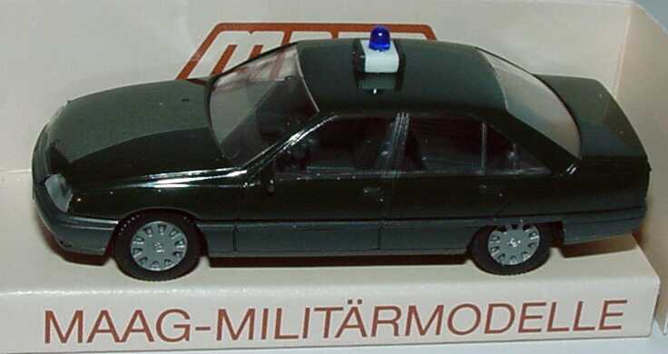 Foto 1:87 Opel Omega Militärpolizei dunkelolivgrün Maag