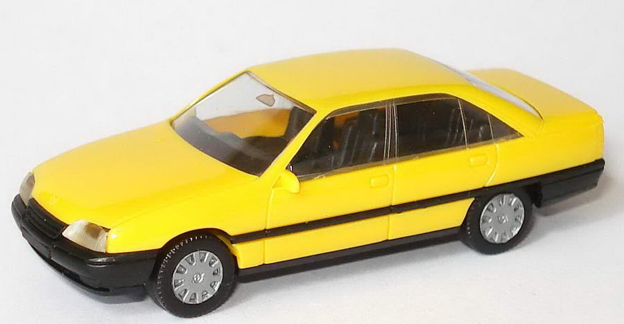 Foto 1:87 Opel Omega vanadiumgelb herpa 2057/183017