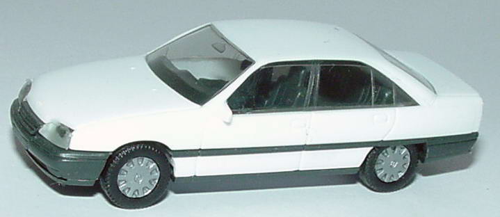 Foto 1:87 Opel Omega weiß herpa 2057