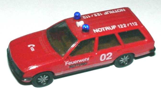 Foto 1:87 Opel Rekord Caravan Feuerwehr Notruf 122/112 (Decals) herpa