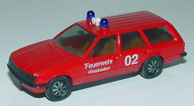 Foto 1:87 Opel Rekord Caravan Feuerwehr Wiesbaden 02 herpa 4064