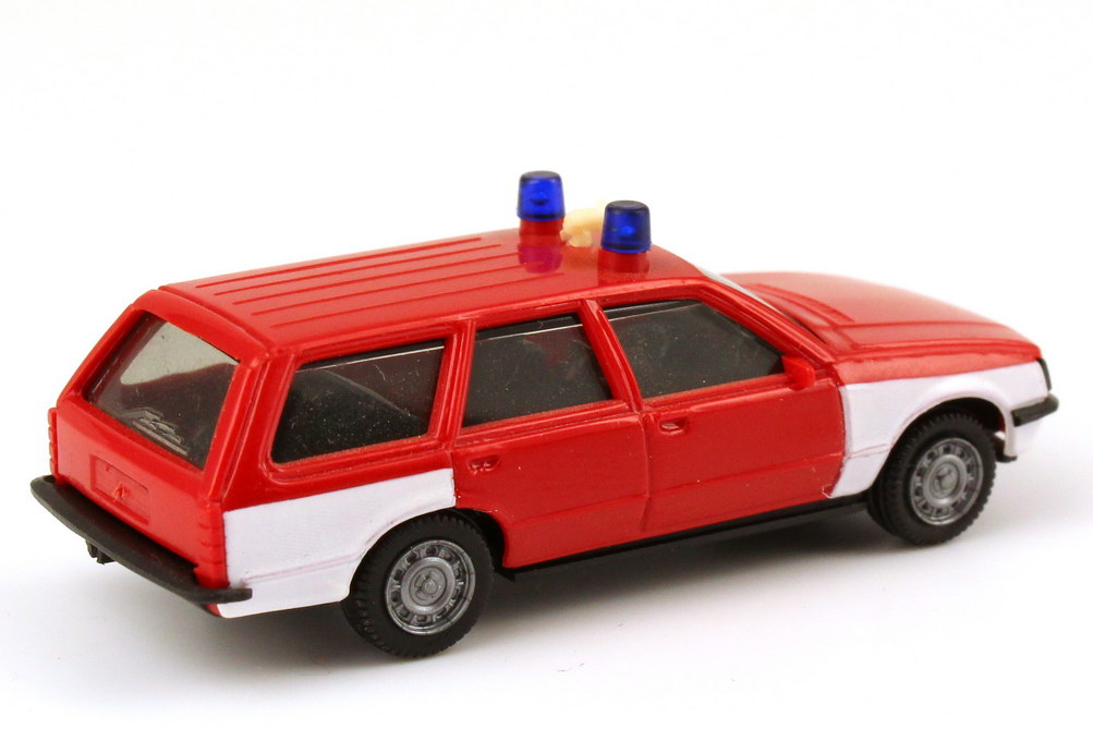 Foto 1:87 Opel Rekord E Caravan Feuerwehr rot/weiß, IA schwarz herpa 4064