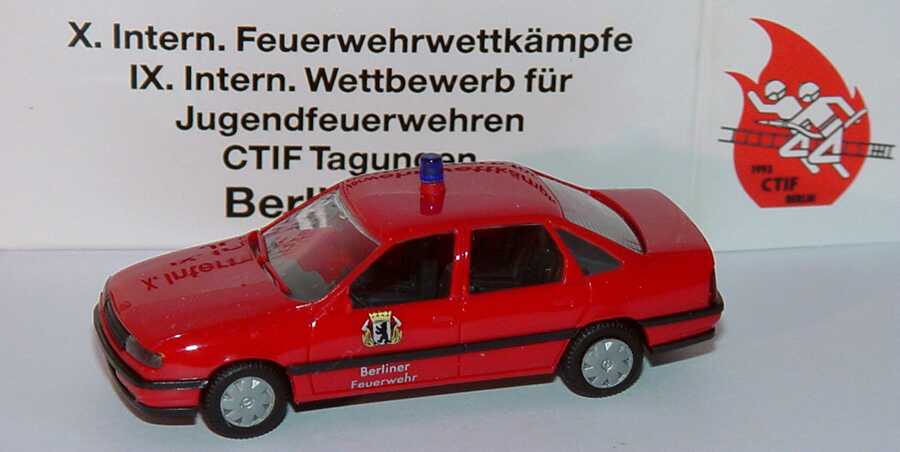 Foto 1:87 Opel Vectra Berliner Feuerwehr, CTIF Berlin 1993 herpa