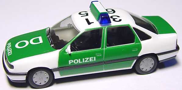 Foto 1:87 Opel Vectra Polizei 31 65 DO herpa 184397?