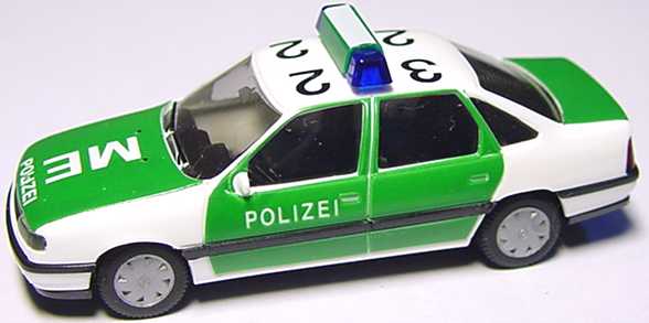 Foto 1:87 Opel Vectra Polizei 32 22 ME herpa 042000