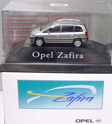 Foto 1:87 Opel Zafira silber-met. Werbemodell herpa