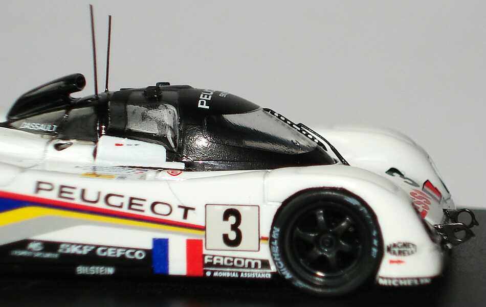 Foto 1:87 Peugeot 905 LeMans 1993 Peugeot, Esso Nr.3 Brabham / Bouchut / Helary (Siegerfahrzeug) Spark 87S008