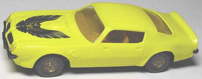 Foto 1:87 Pontiac Firebird 1973 gelb mit Adler Praliné