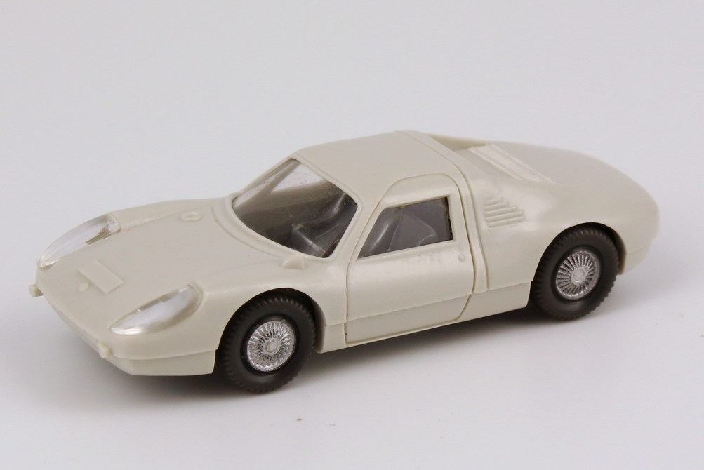 Foto 1:87 Porsche 904 Carrera GTS grau-weiß, integriertes Lenkrad Wiking 163
