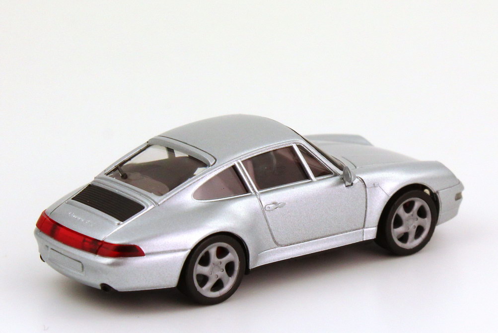 Foto 1:87 Porsche 911 Carrera 4S (993) silber-met., IA rot herpa 031943