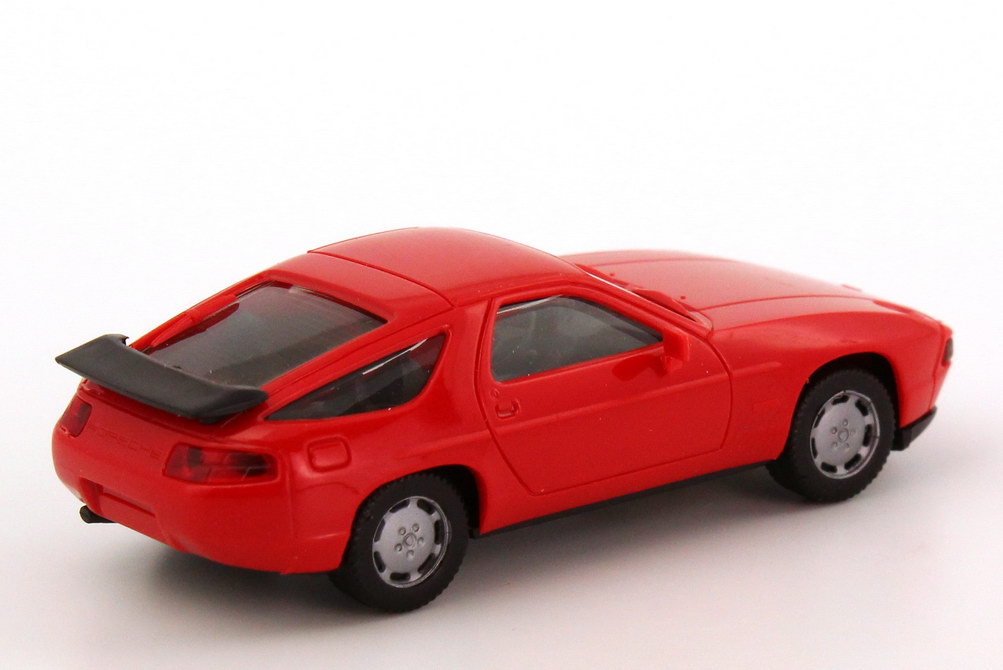 Foto 1:87 Porsche 928 S4 rot - Spiegel in Wagenfarbe - herpa 2071