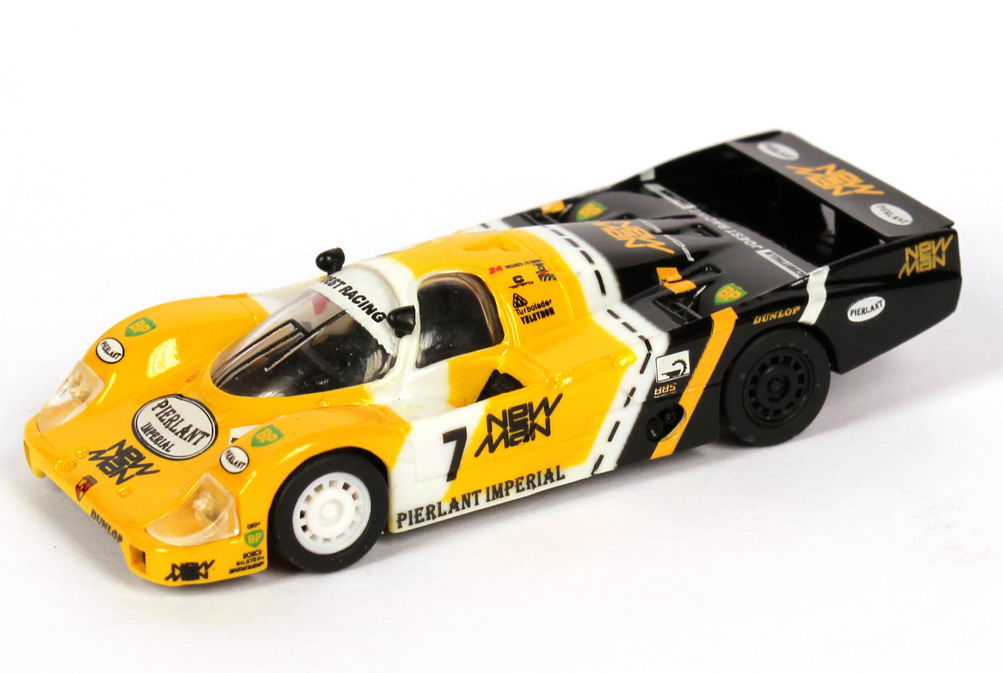 Foto 1:87 Porsche 956 L 24h von LeMans 1984 New Man, Joest Racing Nr.7, Pescarolo / Ludwig / Johansson (Siegerfahrzeug) Trumpeter 16100