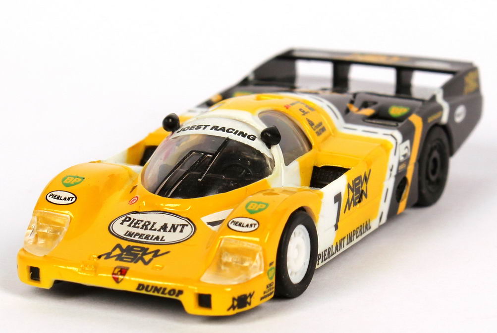 Foto 1:87 Porsche 956 L 24h von LeMans 1984 New Man, Joest Racing Nr.7, Pescarolo / Ludwig / Johansson (Siegerfahrzeug) Trumpeter 16100