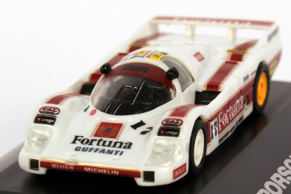 Foto 1:87 Porsche 956 L 24h von LeMans 1986 Fortuna Nr.17, Larrauri / Pareja / Gouhier (2. Platz) Trumpeter 16113