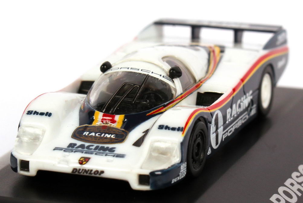 Foto 1:87 Porsche 956 L Racing Nr.1, Jacky Ickx / Jochen Mass (1000 km Nürburgring 1983, Sieger) Trumpeter 16106