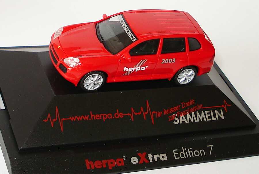 Foto 1:87 Porsche Cayenne Turbo 20. Herpa IAA 2003, Made in Germany! - Extra-Edition 7 herpa 263122