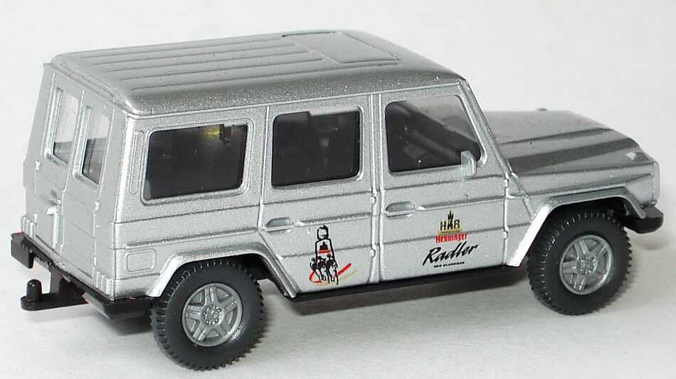 Foto 1:87 Post Museums Shop Setpackung Henninger Radler (Mercedes G + VW Passat Variant + Schankwagen + Figuren) Wiking 81-26