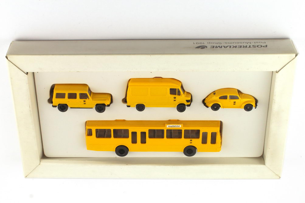 Foto 1:87 Post Museums Shop Setpackung 1991 Postreklame (230GE schwarze Radkappen + 207D + Brezelkäfer + O 305) Wiking