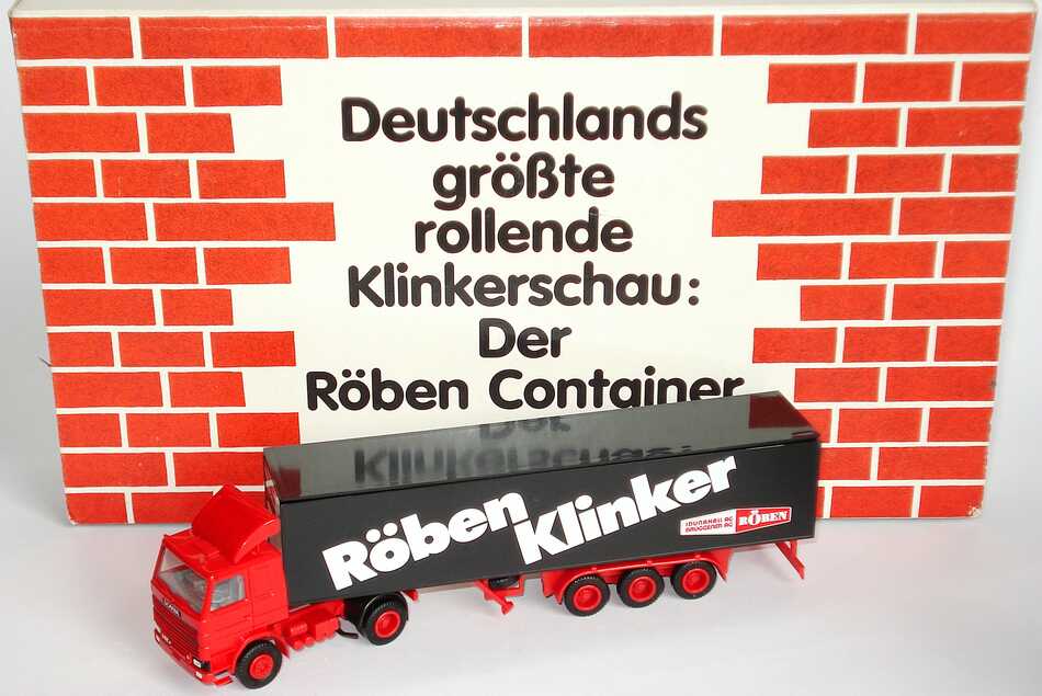 Foto 1:87 Scania R142 KoSzg 2/3 Röben Klinker, Deutschlands größte rollende Klinkerschau: Der Röben Container herpa
