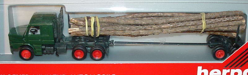 Foto 1:87 Scania T142 Holztransporter 3/2 dunkelgrün/schwarz herpa 836004