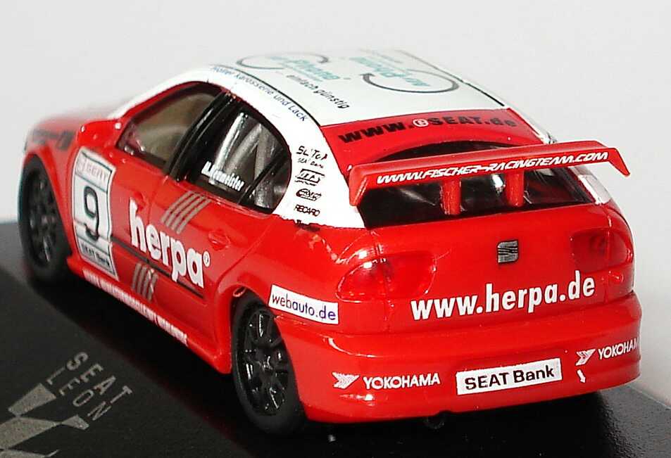 Foto 1:87 Seat Leon Cupra R Super Copa 2005 Fischer Racing, herpa Nr.9, Michael Neumeister herpa 038034
