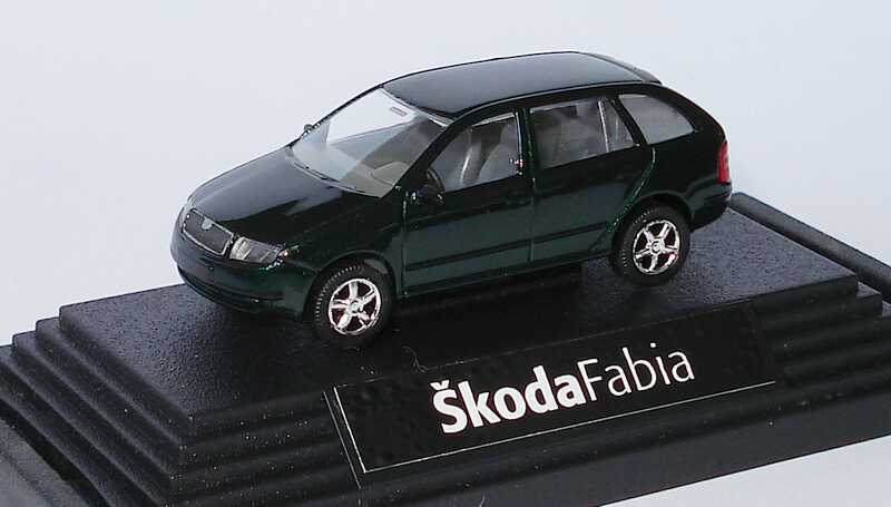 Foto 1:87 Skoda Fabia Kombi dunkelgrün-met. Kaden
